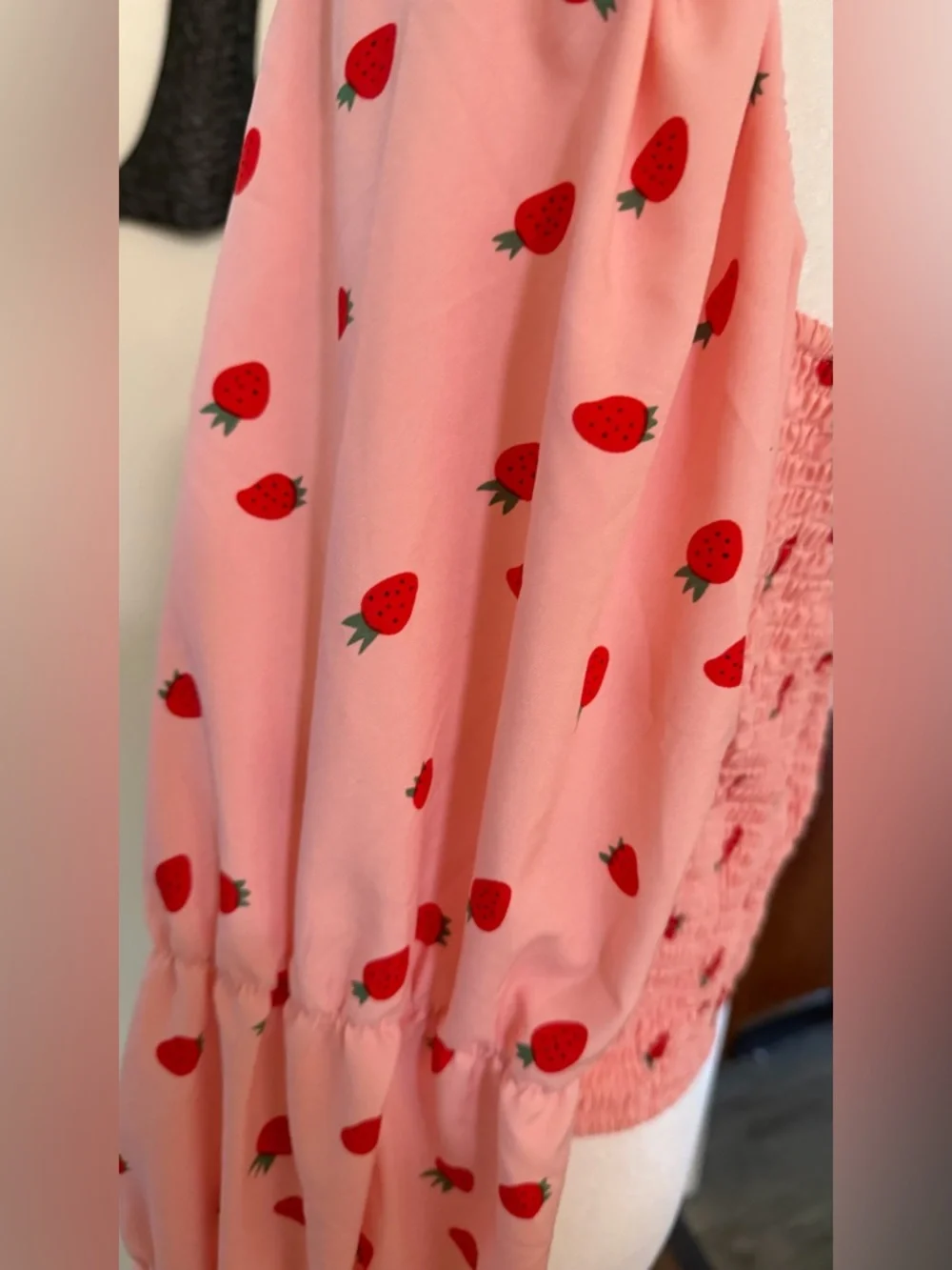 Pink Strawberry Smocked Square-Neck Crop Top plus size by SHEIN - Picture 10 of 13